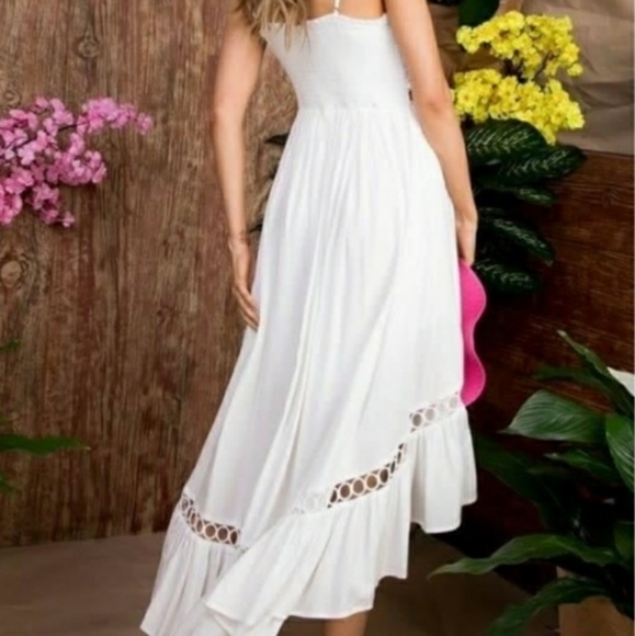 White Cutout Detail Dress - Picture 4 of 6